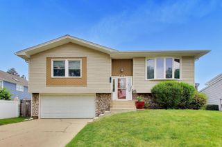 650 Nassau Drive, Roselle, IL 60172
