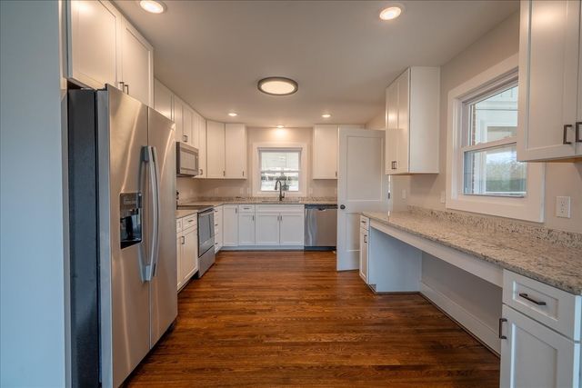 402 N Military St, Loretto, TN 38469