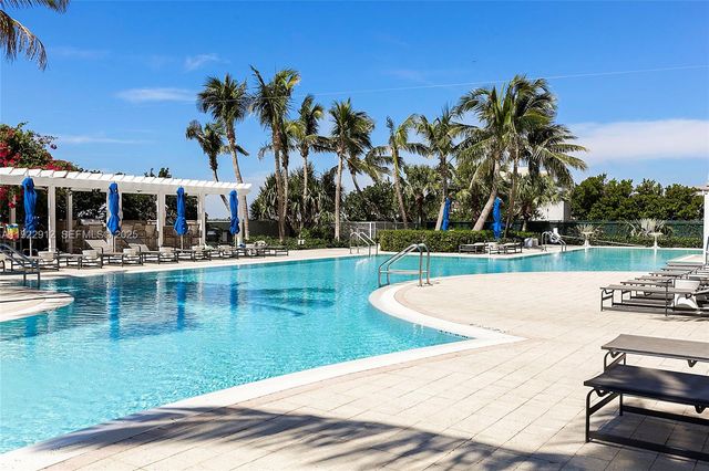 1 N Ocean Blvd 705, Pompano Beach, FL 33062