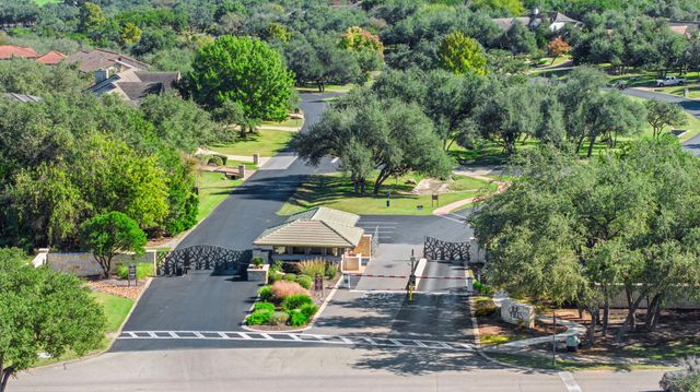 7 Tourney CV, The Hills, TX 78738