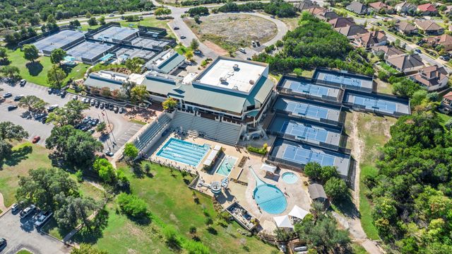 7 Tourney CV, The Hills, TX 78738