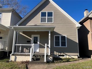 6749 Vernon Avenue, University City, MO 63130