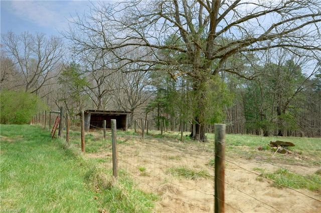 1019 George Road, Westfield, NC 27053