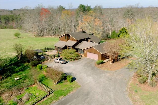 1019 George Road, Westfield, NC 27053