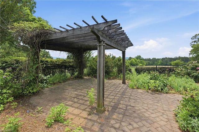 1019 George Road, Westfield, NC 27053