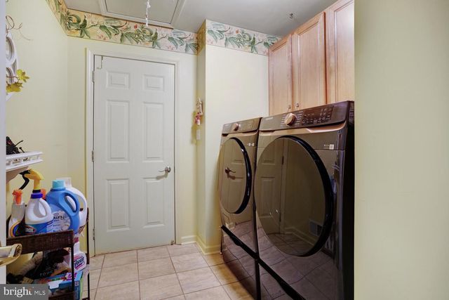 257 WAVE ROAD, Manahawkin, NJ 08050