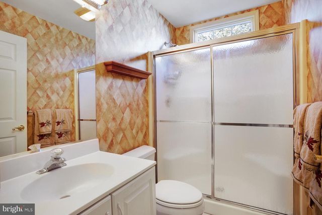 257 WAVE ROAD, Manahawkin, NJ 08050