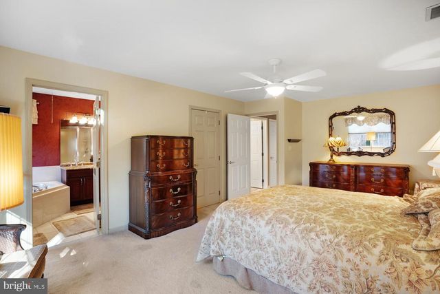 257 WAVE ROAD, Manahawkin, NJ 08050