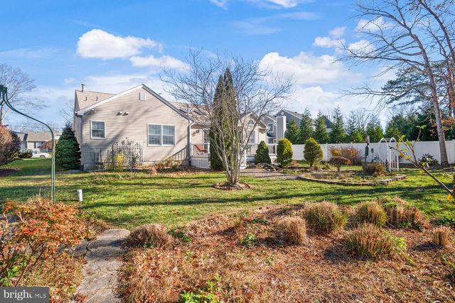 257 WAVE ROAD, Manahawkin, NJ 08050