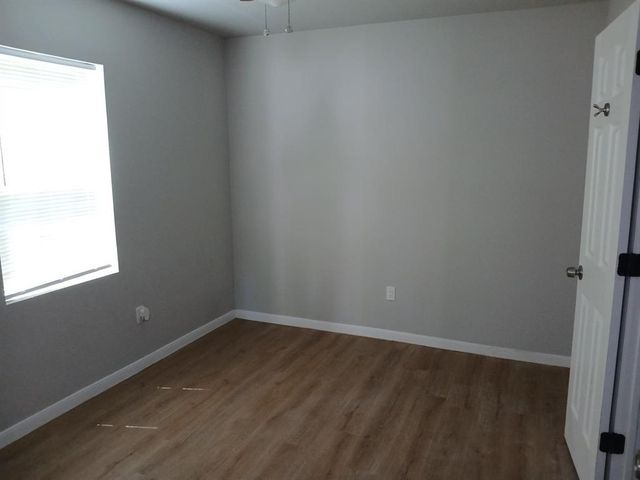 15521 Highway 6, Santa Fe, TX 77517