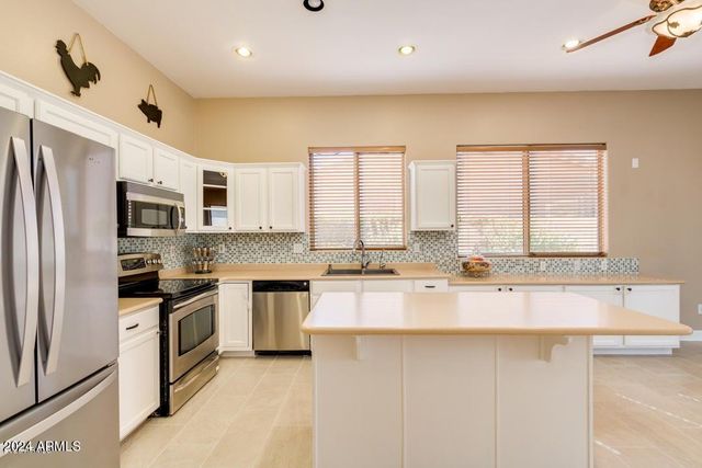 9928 E LAGUNA AZUL Avenue, Mesa, AZ 85209