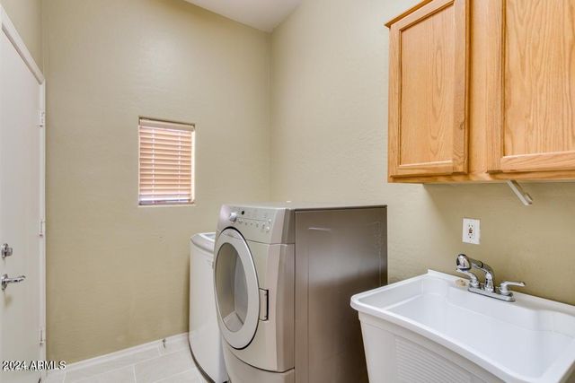 9928 E LAGUNA AZUL Avenue, Mesa, AZ 85209