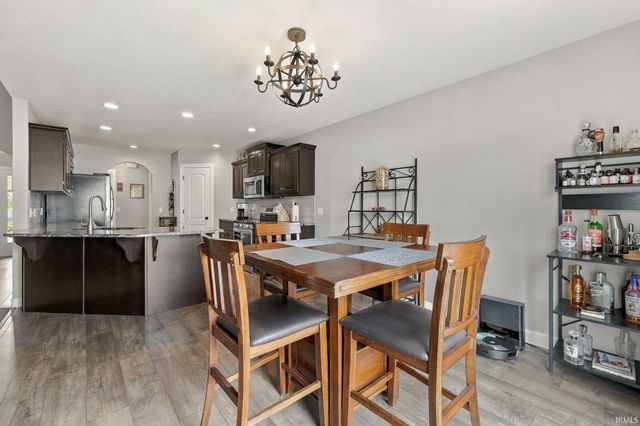 9682 Banbury Trail, Fort Wayne, IN 46818