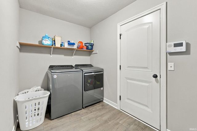 9682 Banbury Trail, Fort Wayne, IN 46818