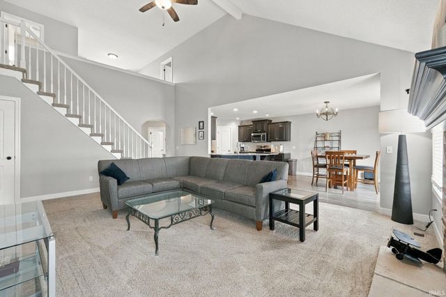 9682 Banbury Trail, Fort Wayne, IN 46818