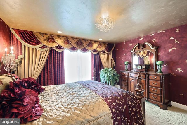 60 HUNTERS CIR, Abbottstown, PA 17301