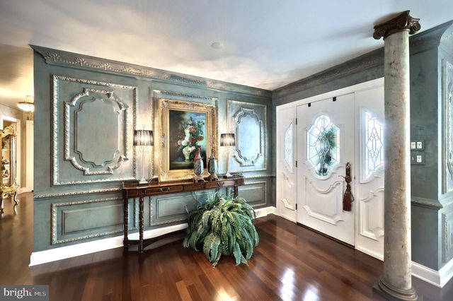 60 HUNTERS CIR, Abbottstown, PA 17301