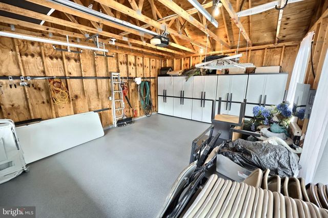 60 HUNTERS CIR, Abbottstown, PA 17301