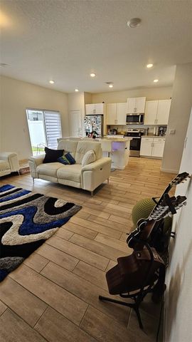 1677 SE 8th Avenue, Homestead, FL 33034