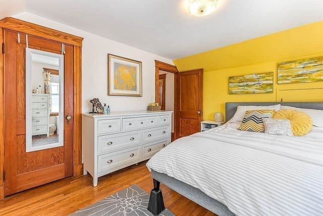 63 Dixon Ave, Dedham, MA 02026