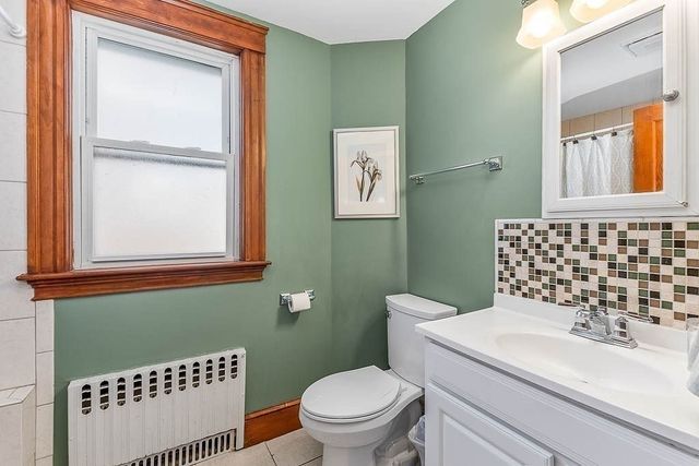 63 Dixon Ave, Dedham, MA 02026