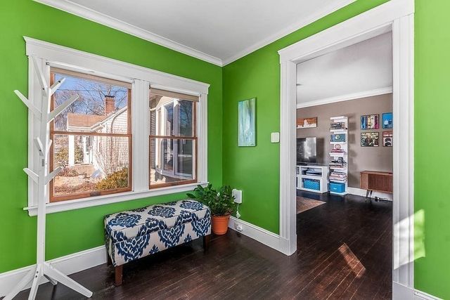 63 Dixon Ave, Dedham, MA 02026