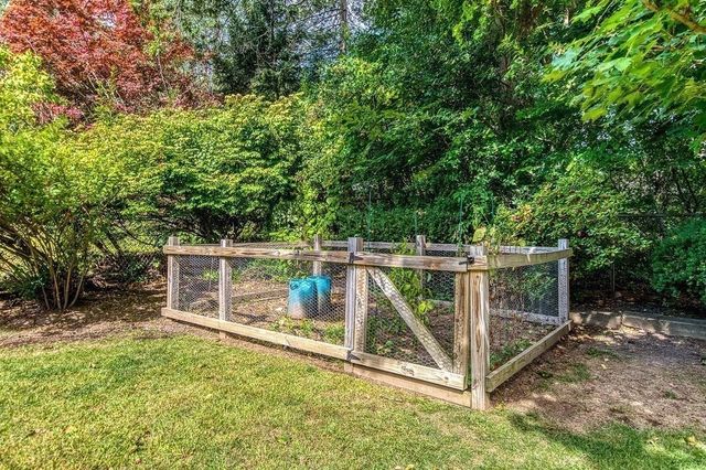 63 Dixon Ave, Dedham, MA 02026