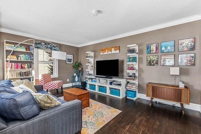 63 Dixon Ave, Dedham, MA 02026