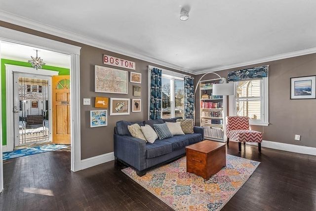 63 Dixon Ave, Dedham, MA 02026