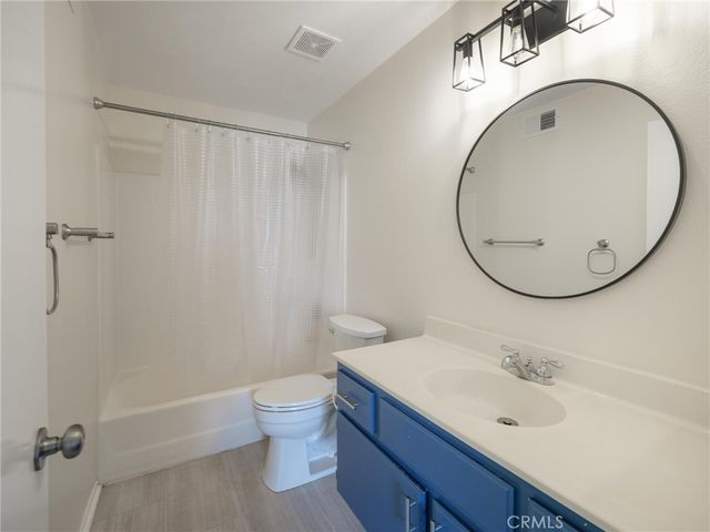 1229 W 223rd Street 211, Torrance, CA 90502