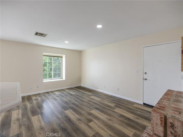 1229 W 223rd Street 211, Torrance, CA 90502
