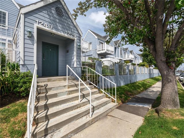 1229 W 223rd Street 211, Torrance, CA 90502