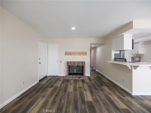 1229 W 223rd Street 211, Torrance, CA 90502