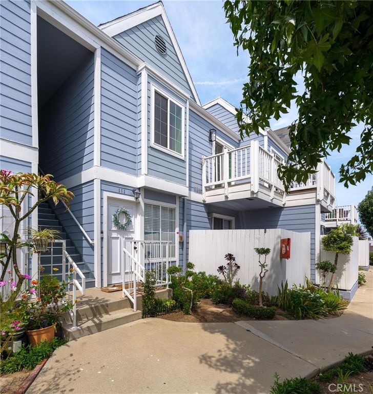 1229 W 223rd Street 211, Torrance, CA 90502