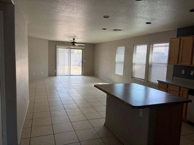 847 E Desert Rose Trail, San Tan Valley, AZ 85143