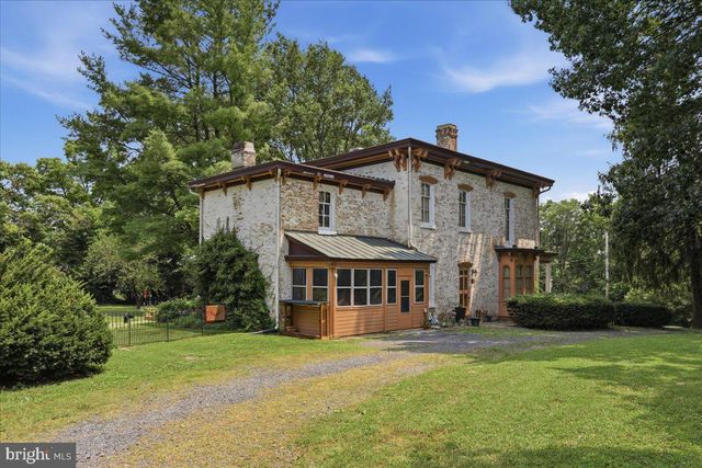 236 RIVERSIDE DR, Front Royal, VA 22630