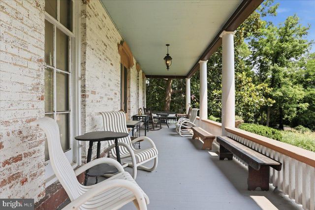 236 RIVERSIDE DR, Front Royal, VA 22630