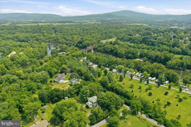 236 RIVERSIDE DR, Front Royal, VA 22630