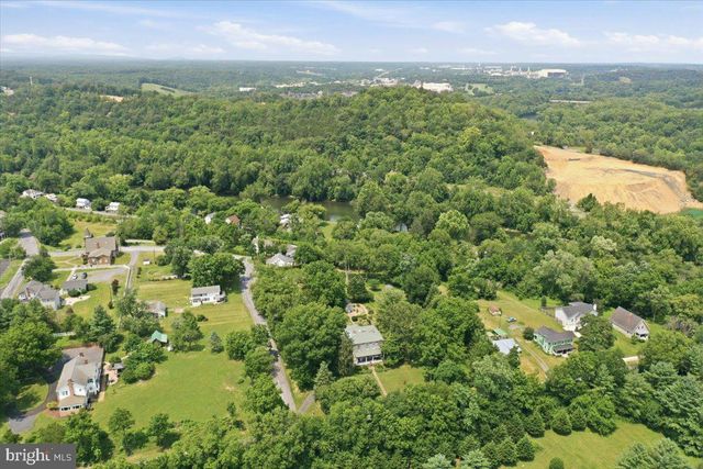 236 RIVERSIDE DR, Front Royal, VA 22630