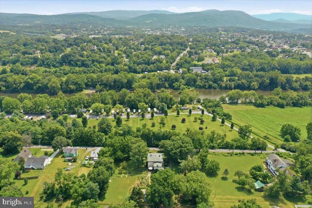 236 RIVERSIDE DR, Front Royal, VA 22630