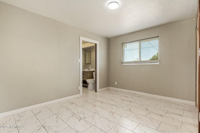 2917 W DIANA Avenue, Phoenix, AZ 85051