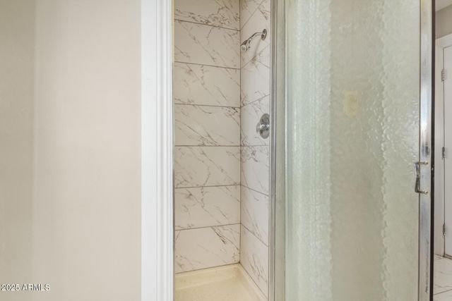 2917 W DIANA Avenue, Phoenix, AZ 85051