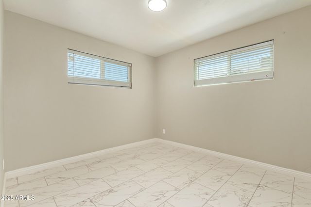 2917 W DIANA Avenue, Phoenix, AZ 85051