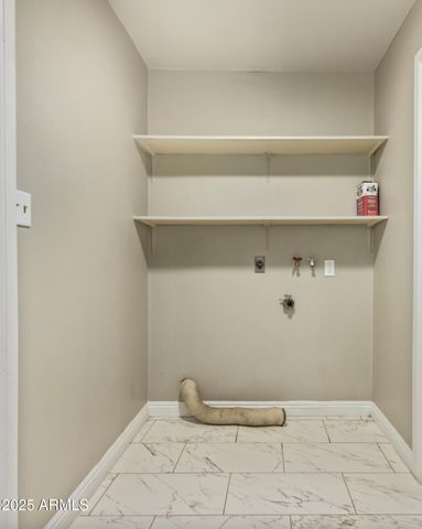 2917 W DIANA Avenue, Phoenix, AZ 85051