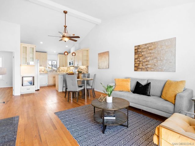 863 Agate St 4, San Diego, CA 92109