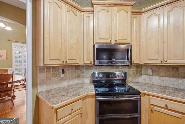 8866 Camp Tree Court, Winston, GA 30187