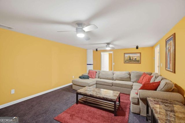 8866 Camp Tree Court, Winston, GA 30187