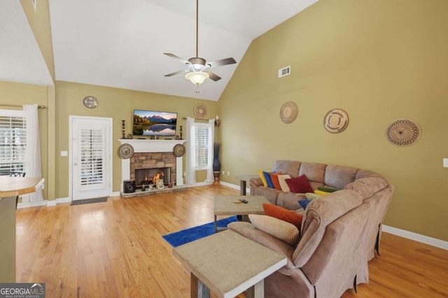 8866 Camp Tree Court, Winston, GA 30187