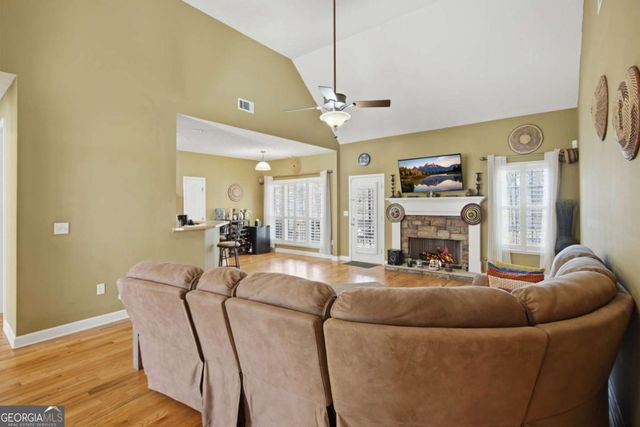 8866 Camp Tree Court, Winston, GA 30187