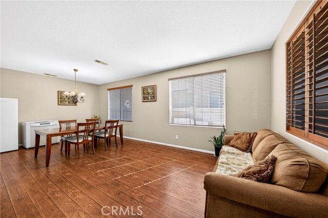 12448 Los Pinos, Victorville, CA 92392